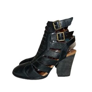 Free People Women US 7.5 EU 38 Hayes Black Leather Ankle Strappy Sandals Booties